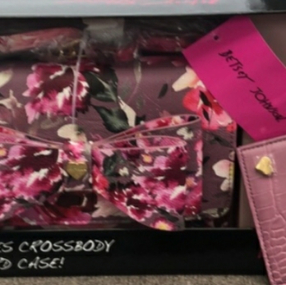 Betsey Johnson Crossbody Purse & Card Case Combo Gift Set